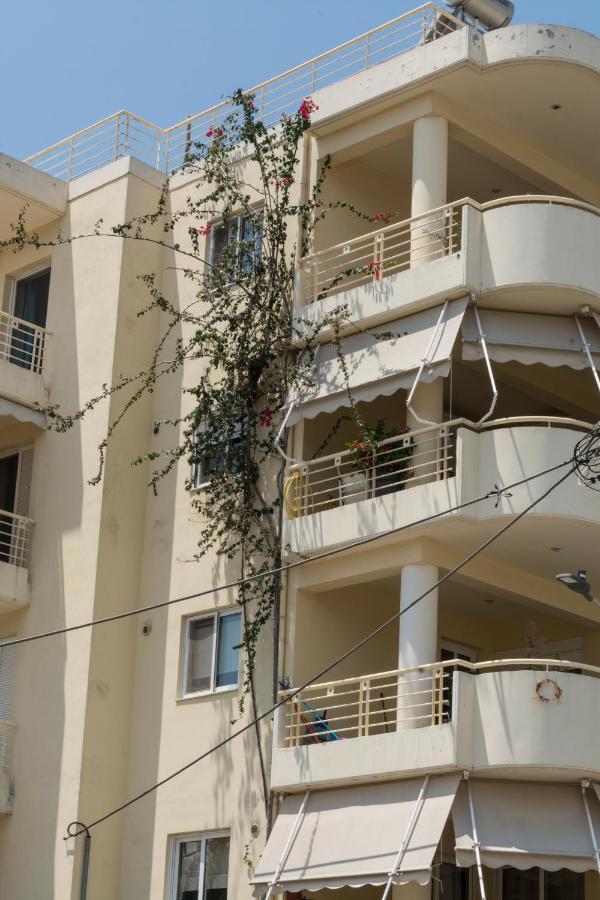 Nora'S Home Каламата Екстериор снимка